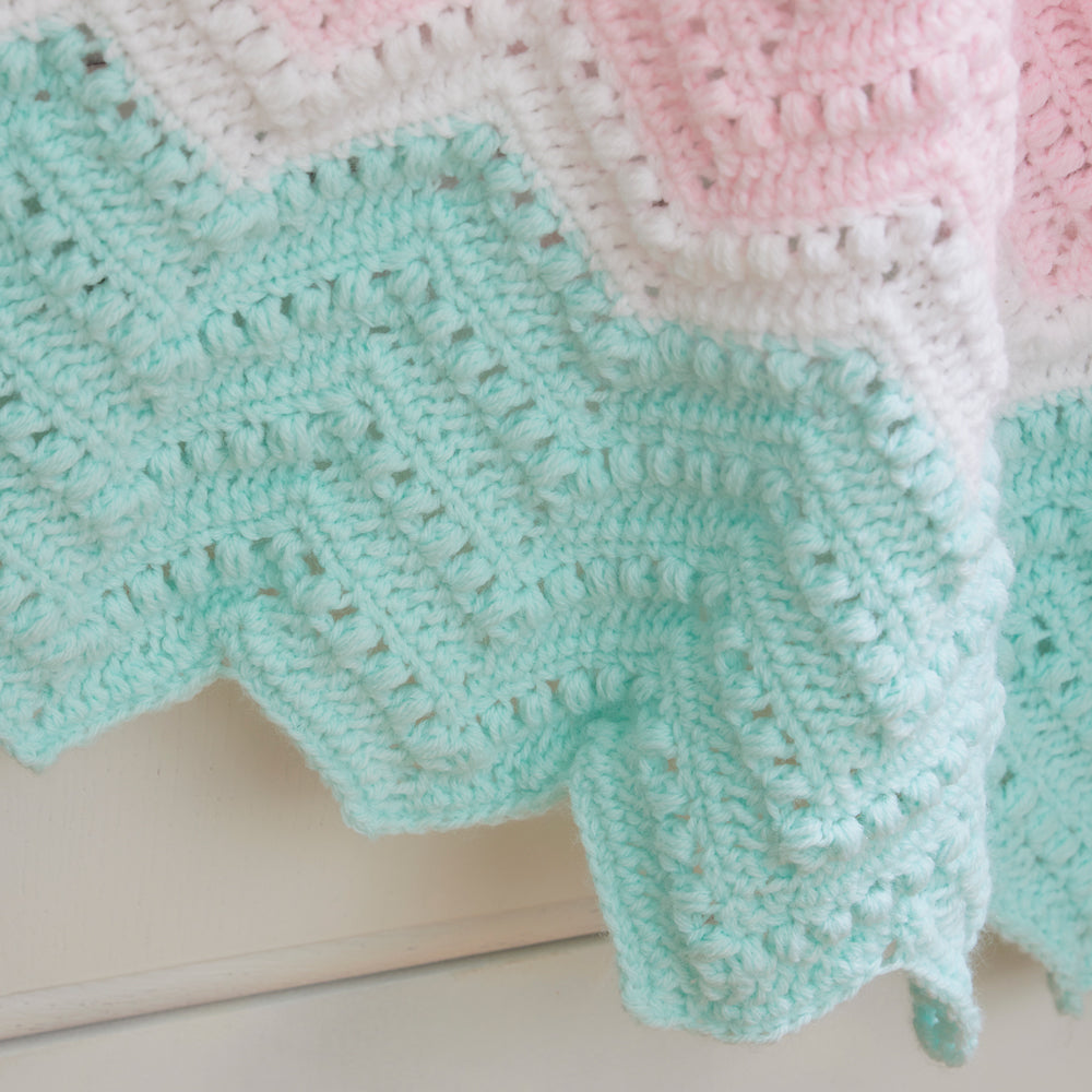 Clustered Chevron Blanket Pattern