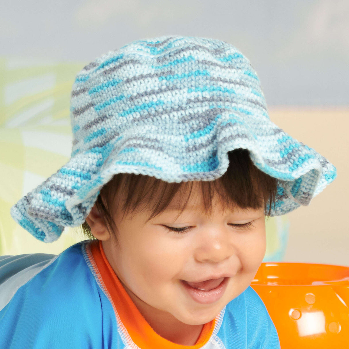 Modèle de chapeau de seau pour bébé au crochet gratuit