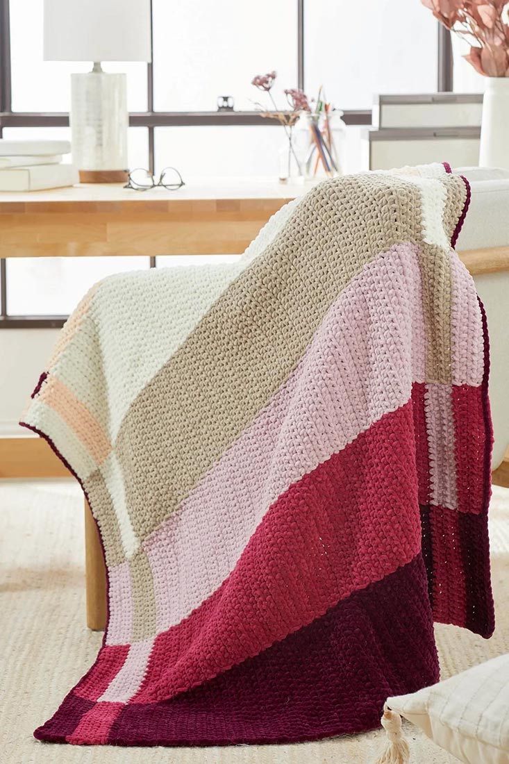 Free Intarsia Colorblock Blanket Pattern