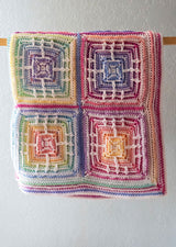 Couverture pour bébé au crochet patchwork prisme