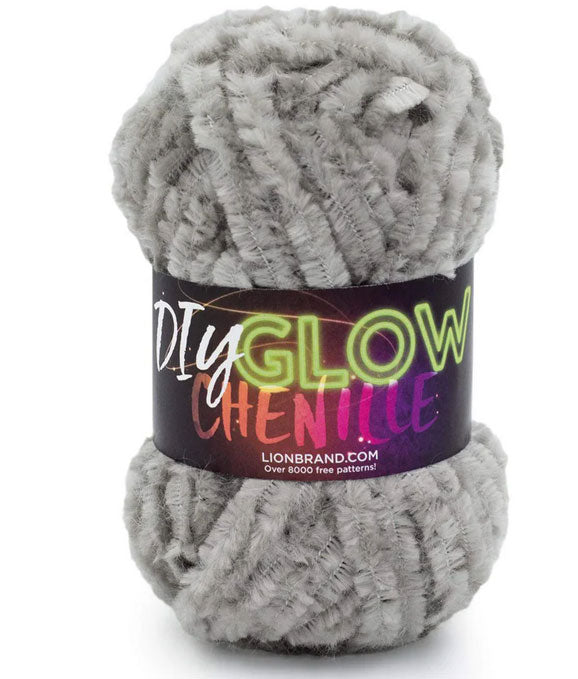 Fil chenille phosphorescent DIY de Lion Brand