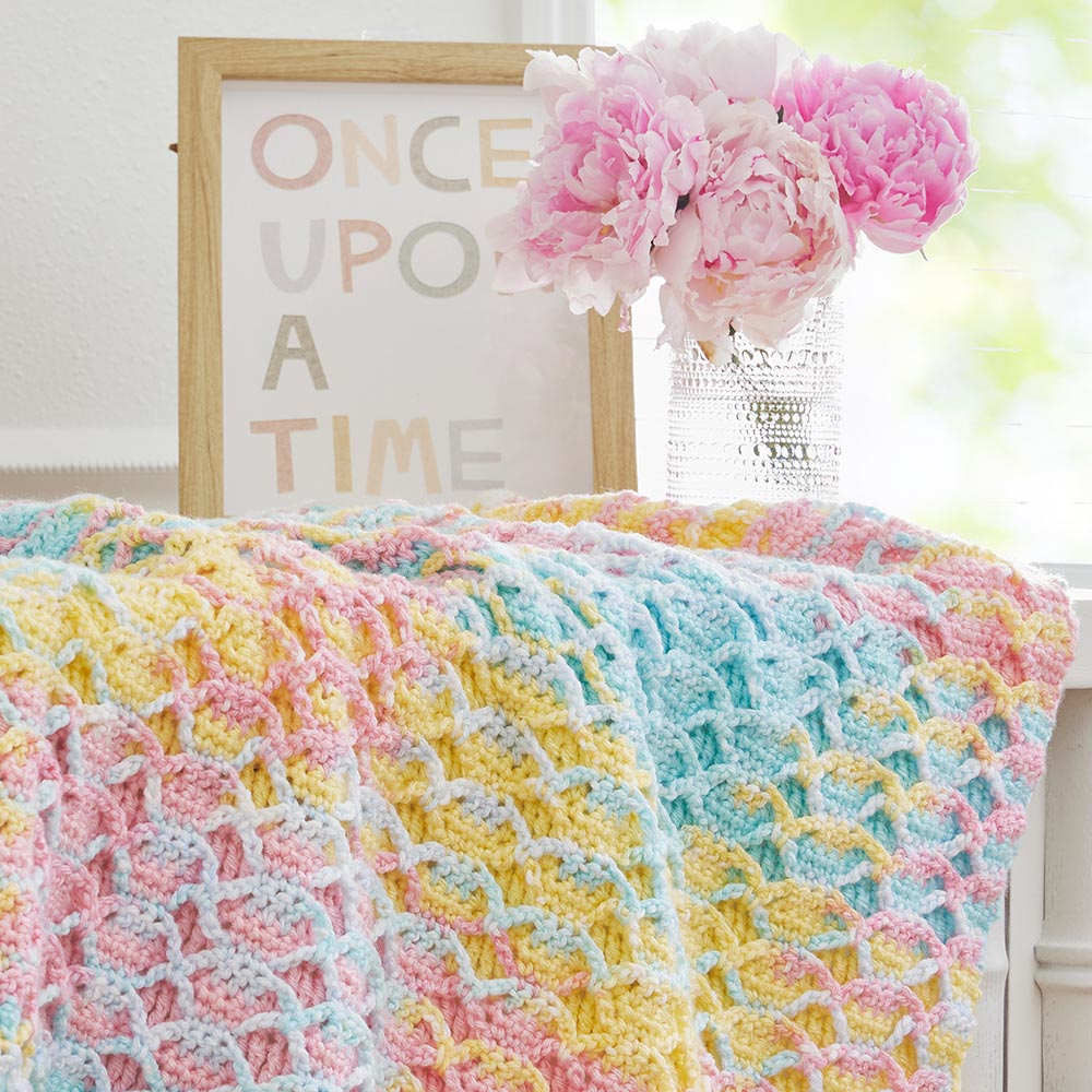 Flowers Baby Blanket – Mary Maxim