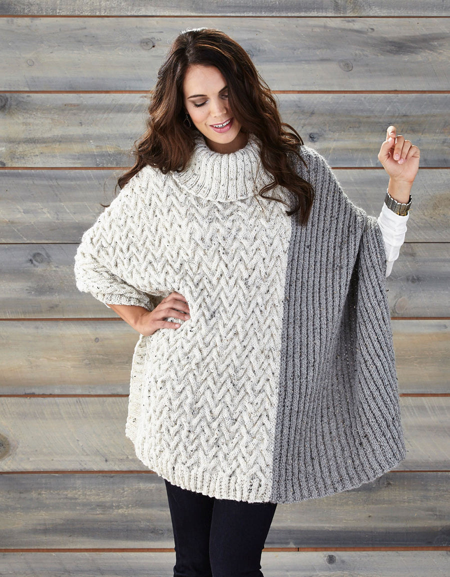 Two-Tone Poncho – Mary Maxim